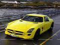 Permainan Teka-teki Mercedes-Benz SLS E-Cell talian