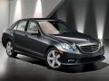 Permainan Puzzle Sedan E-Kelas talian