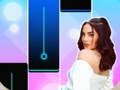 Permainan Kim Loaiza: Jubin Piano talian Permainan Kim Loaiza: Jubin Piano talian