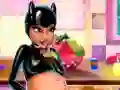 Permainan Catwoman Hamil talian