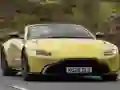 Permainan Aston Martin Vantage Roadster talian Permainan Aston Martin Vantage Roadster talian